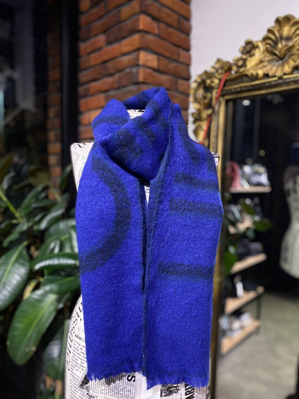 Calvin Klein  scarf