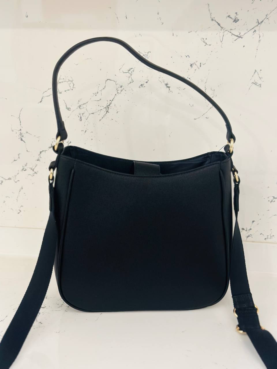 Tommy Hilfiger bag