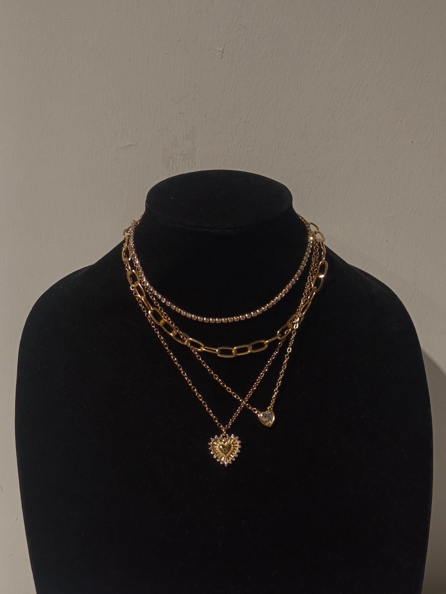Fashionnova necklace set