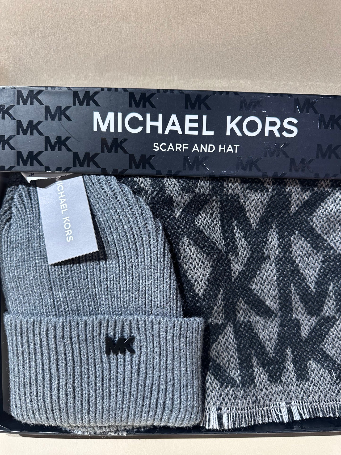 Michael kors set