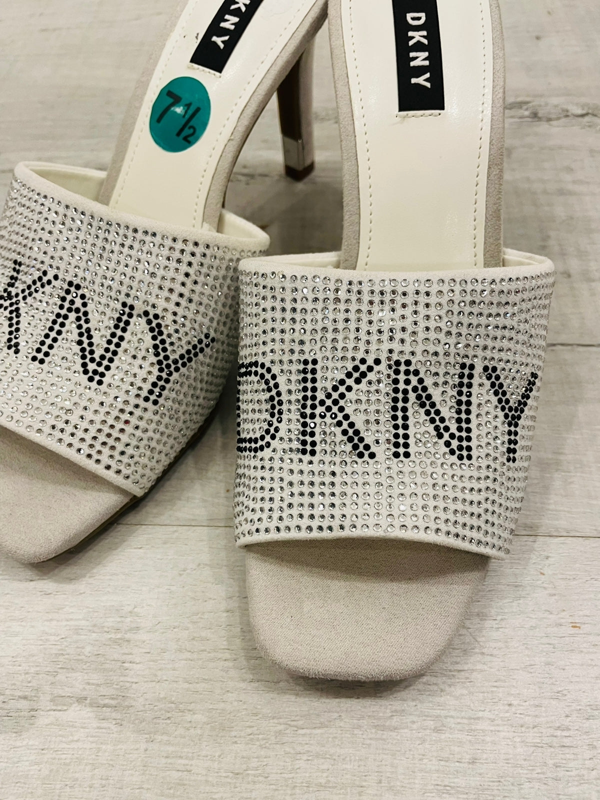 Dkny sandal