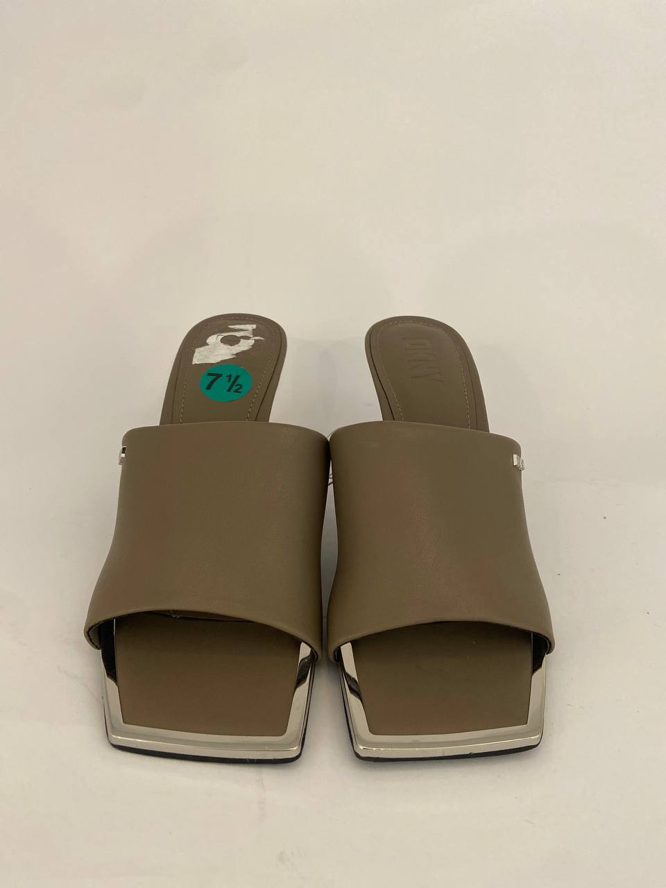 Dkny sandal
