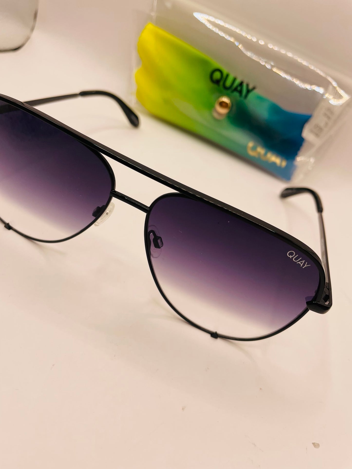 Quay sunglass