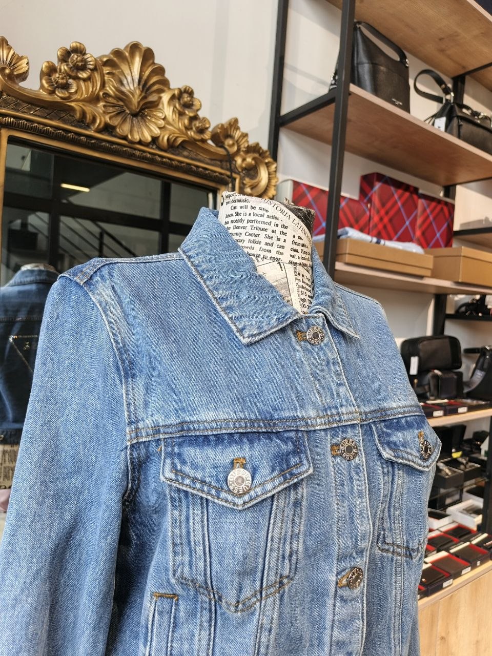 Guess denim jacket size medium