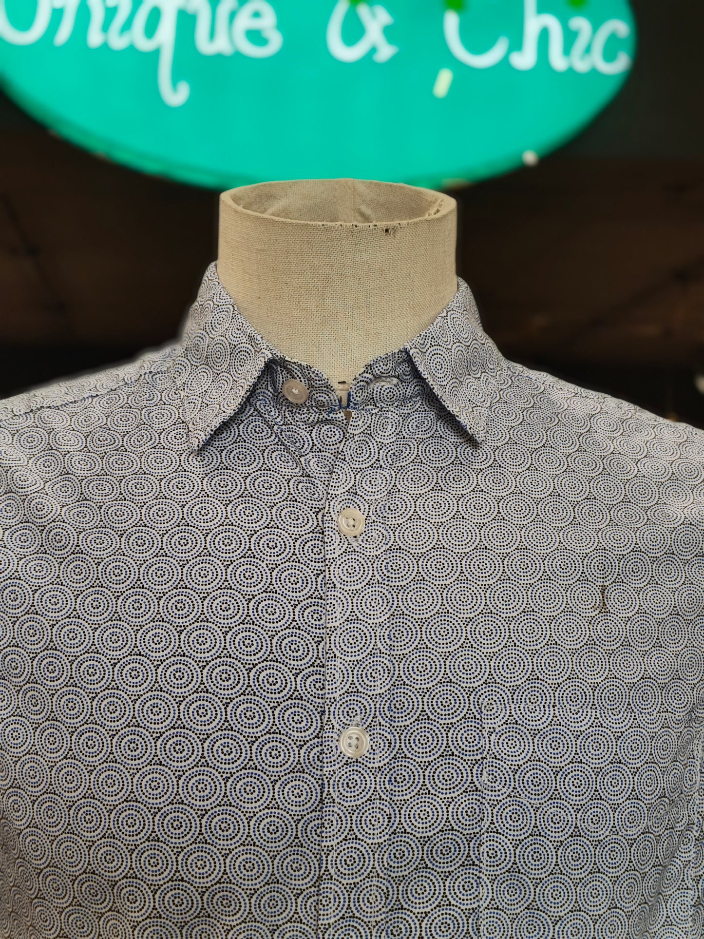Monument blouse shirt size small
