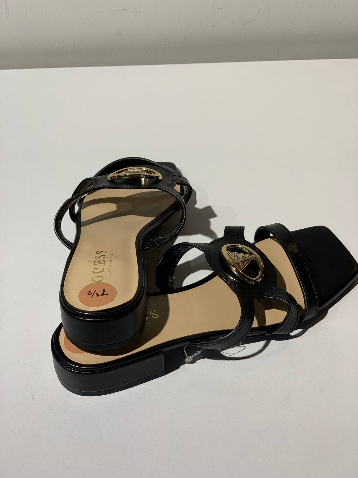 Guess sandal size 7.5