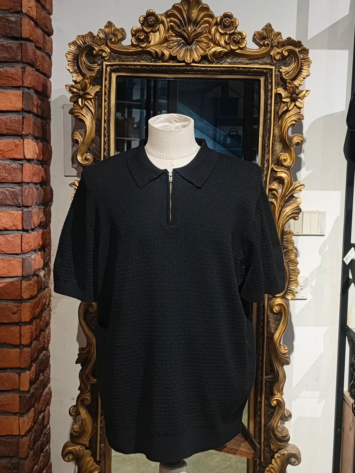 Express shirt size XL