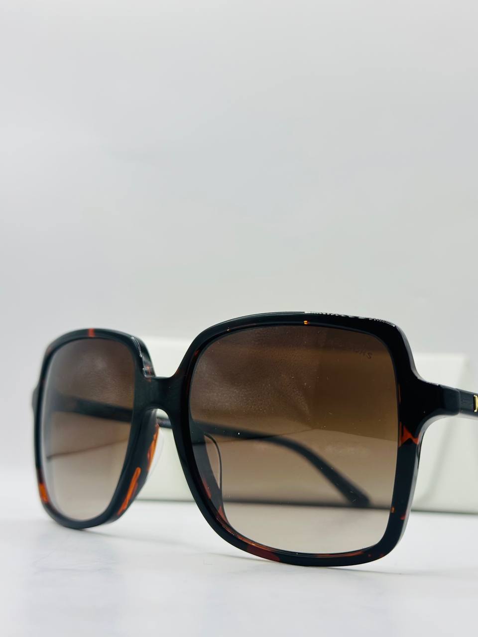 Michael Kors sunglass