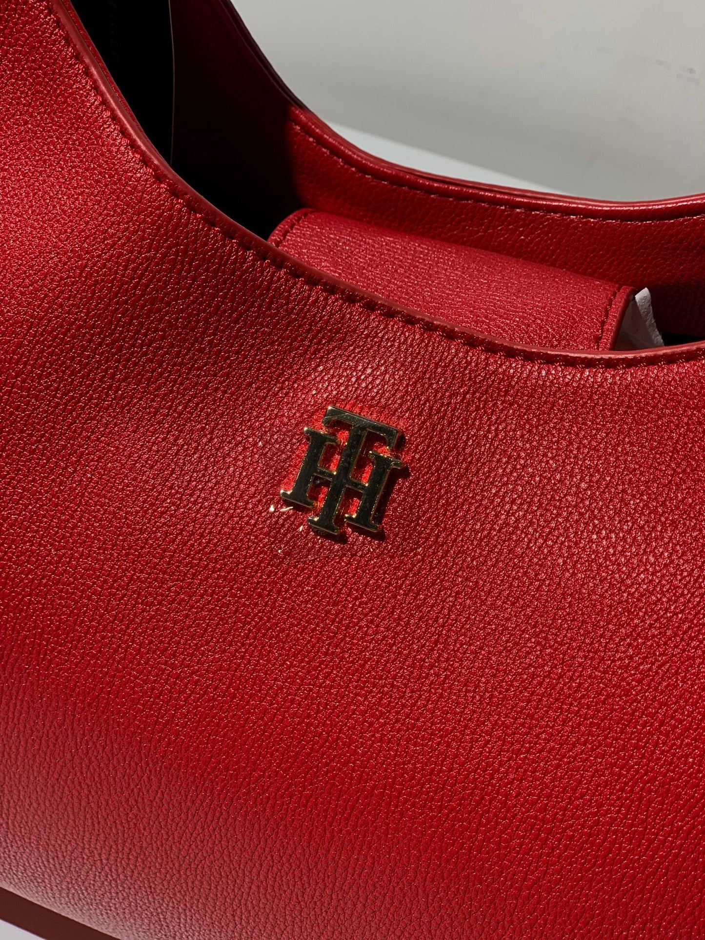 Tommy Hilfiger bag