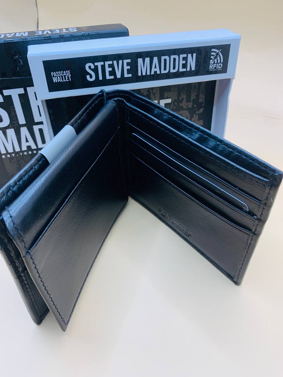 Steve Madden wallet