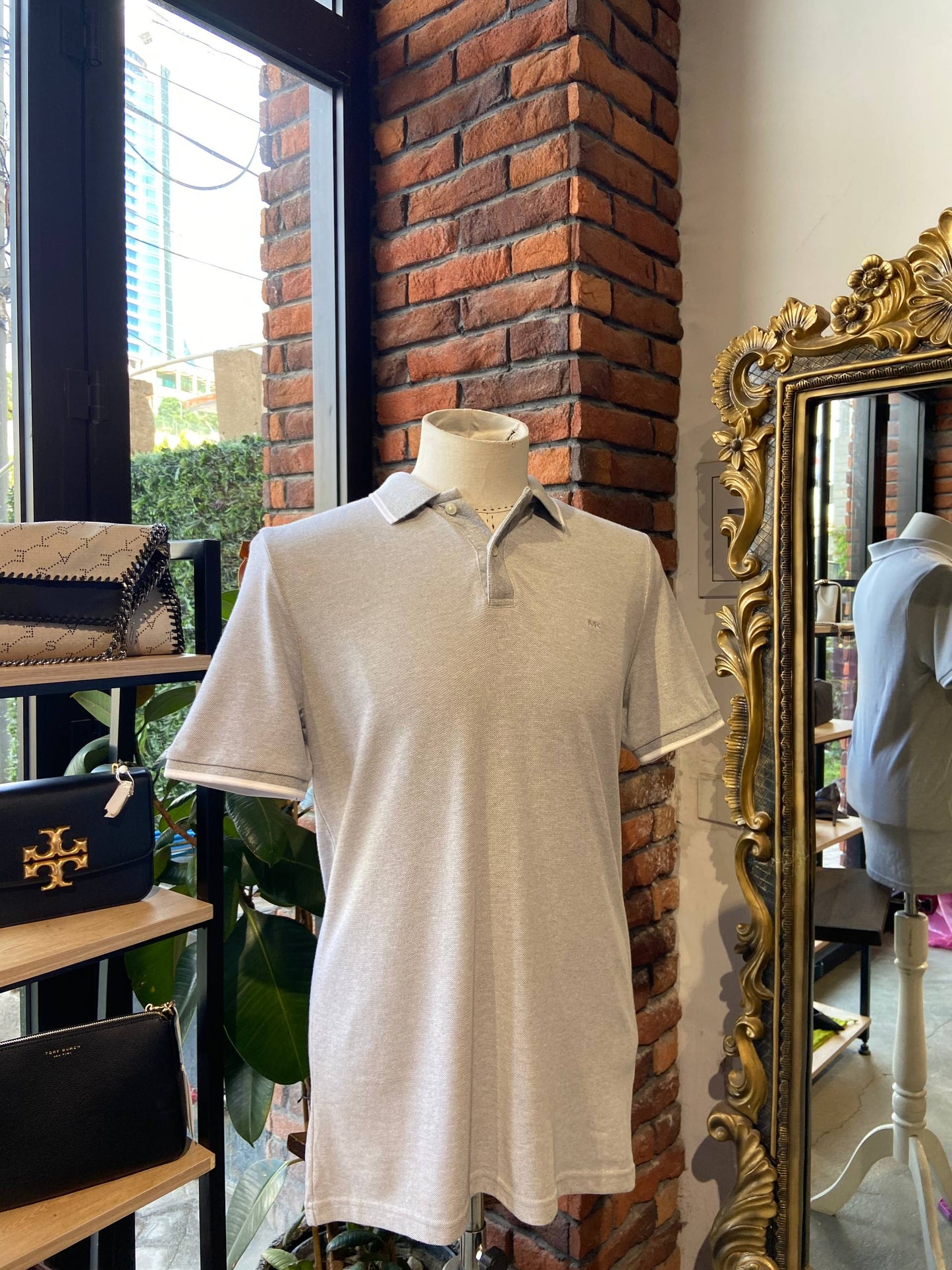 Michael kors shirt Size medium