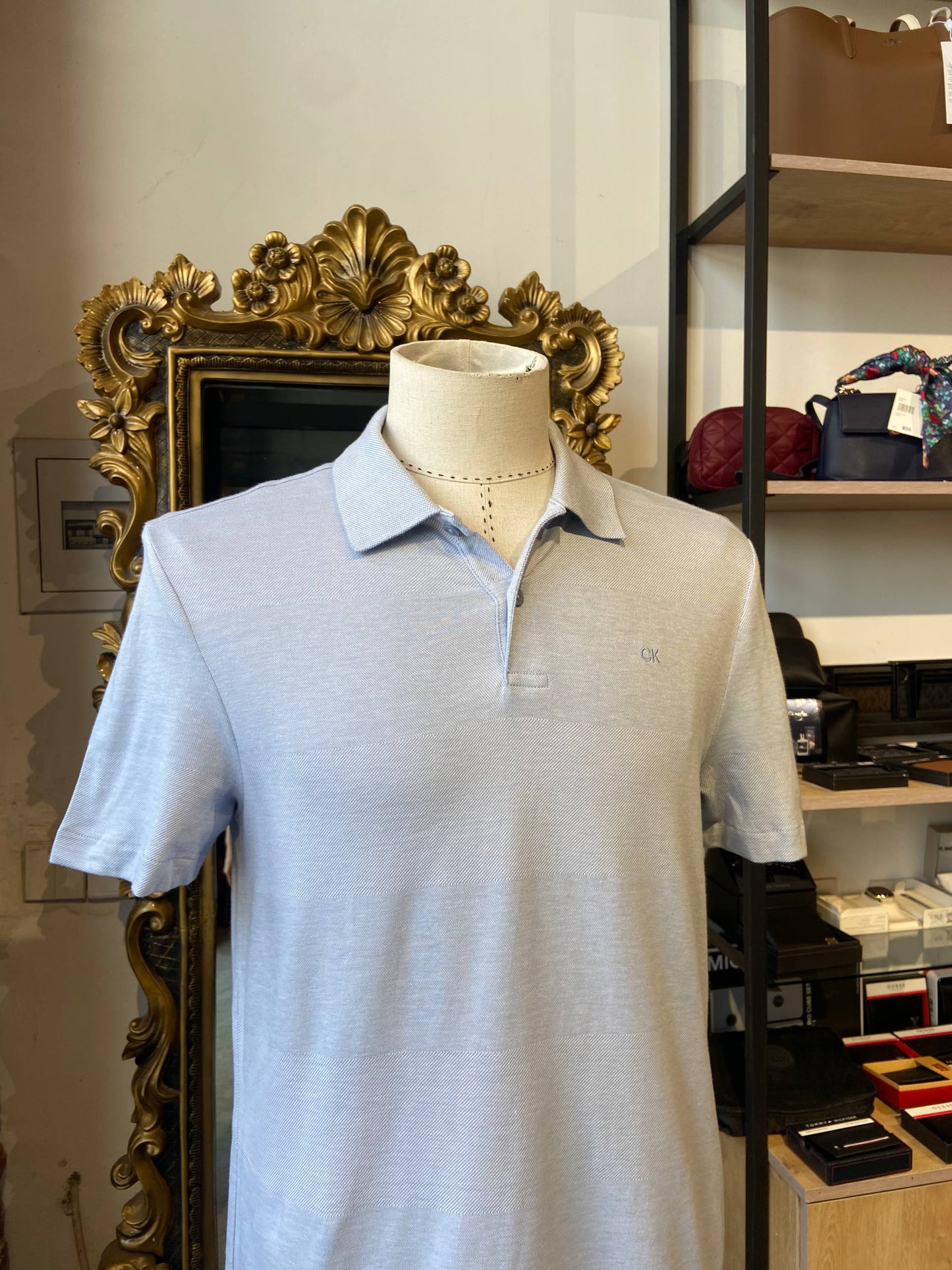 Calvin klein shirt size small