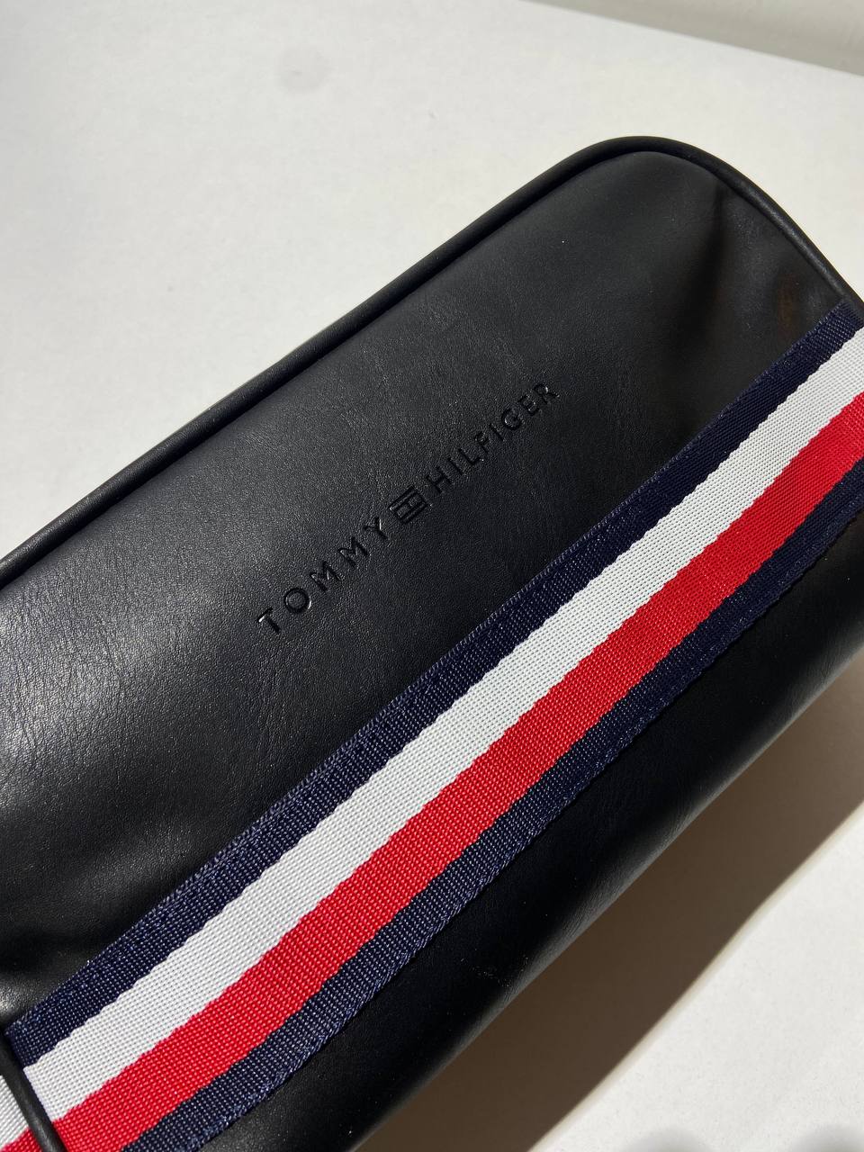Tommy Hilfiger hand bag