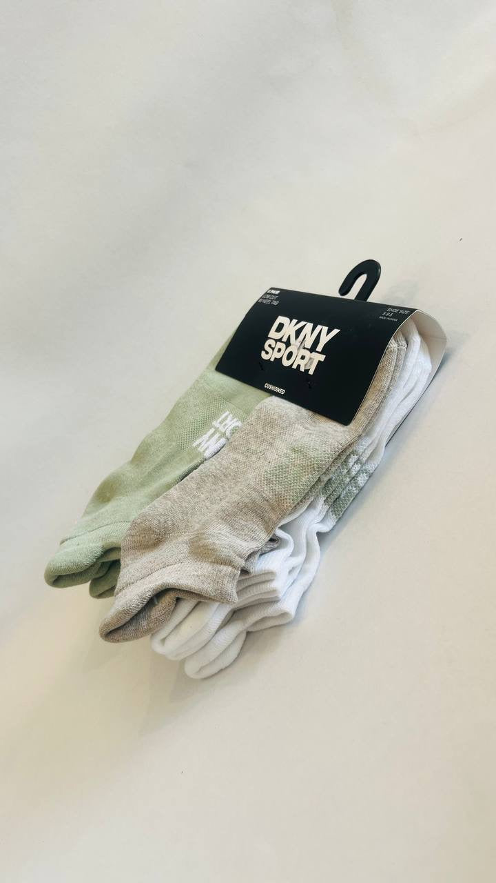 dkny socks shoe size 5-9.5