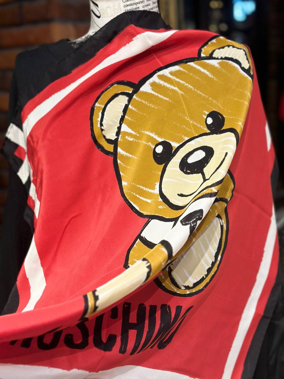 Moschino scarf