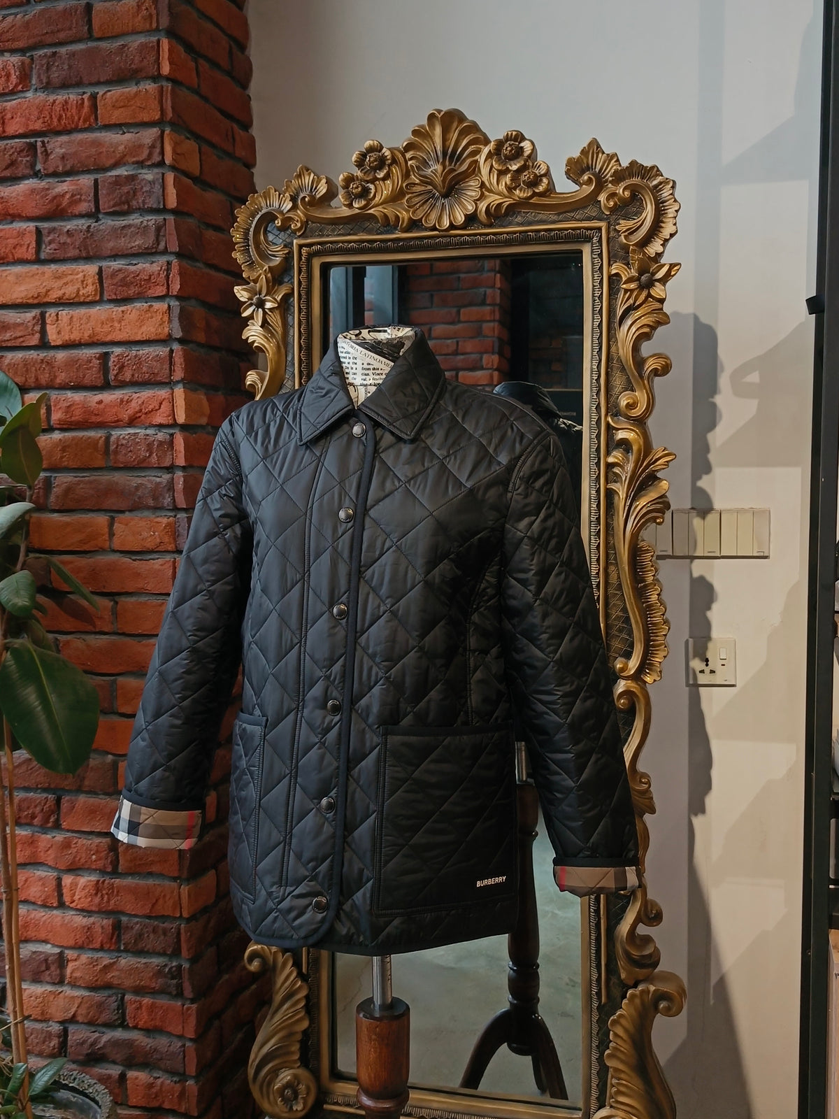 Burberry coat size medium