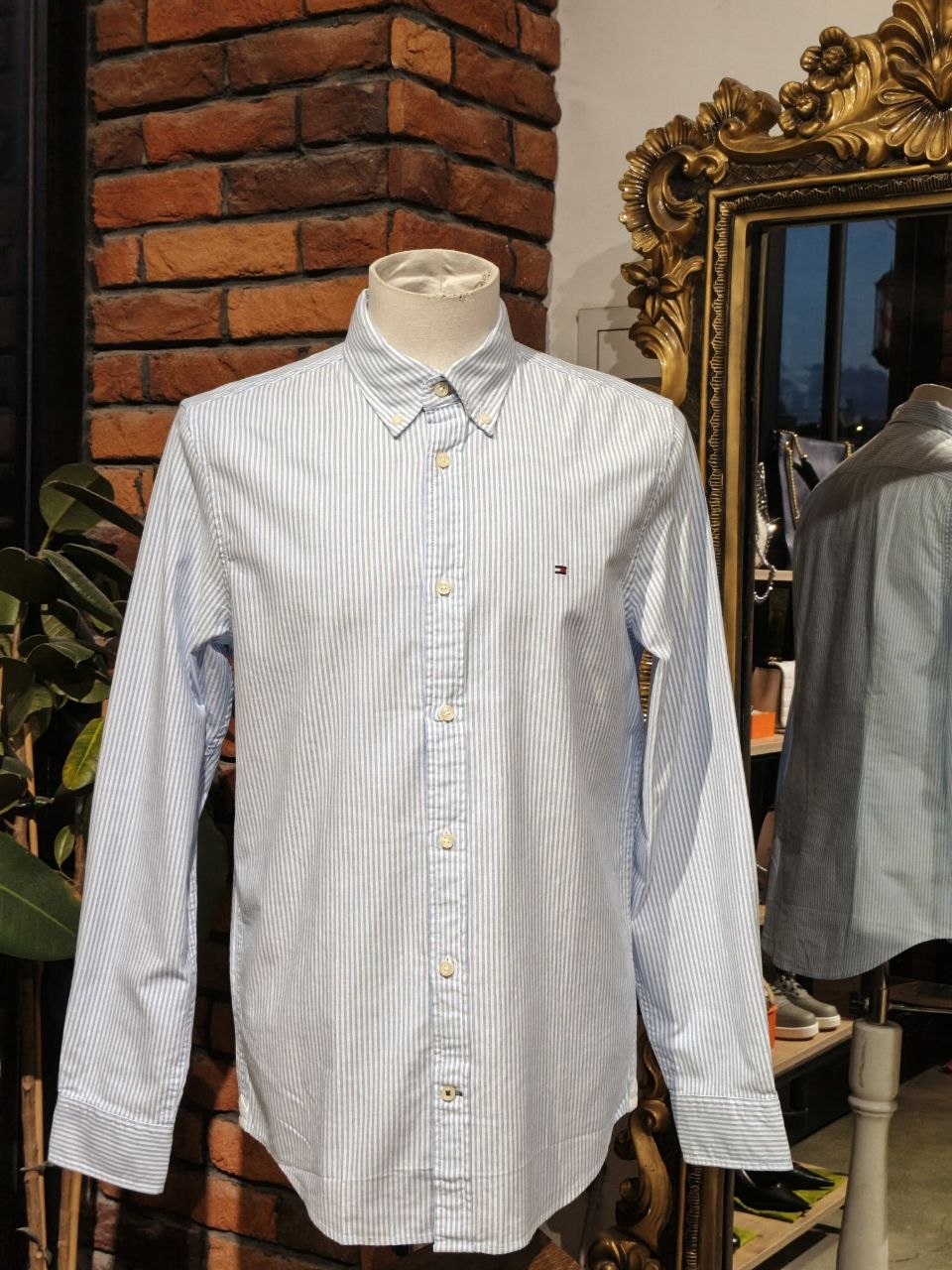 Tommy Hilfiger blouse