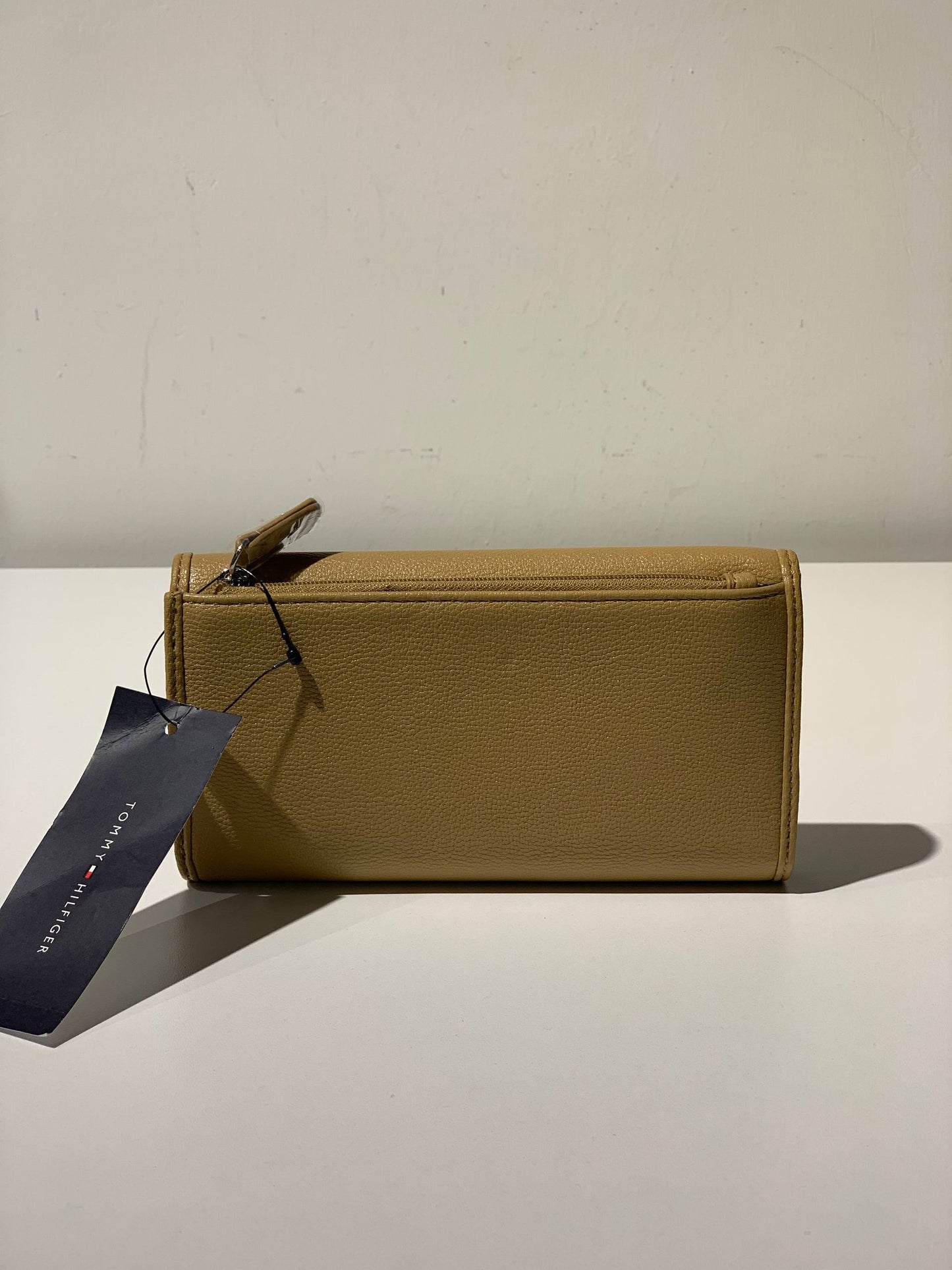 Tommy Hilfiger wallet