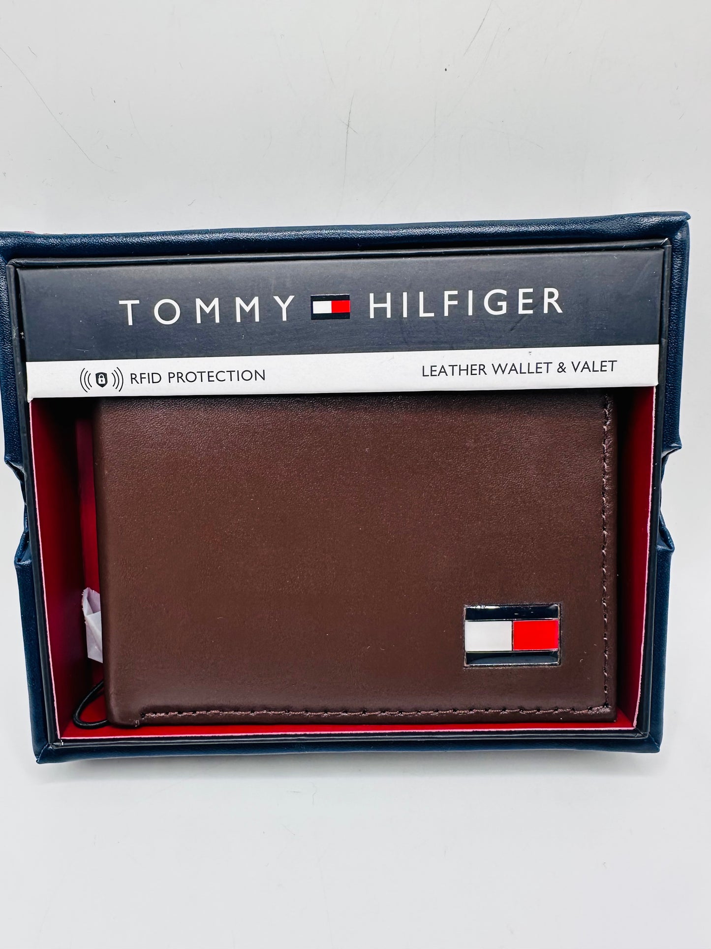 Tommy Hilfiger wallet