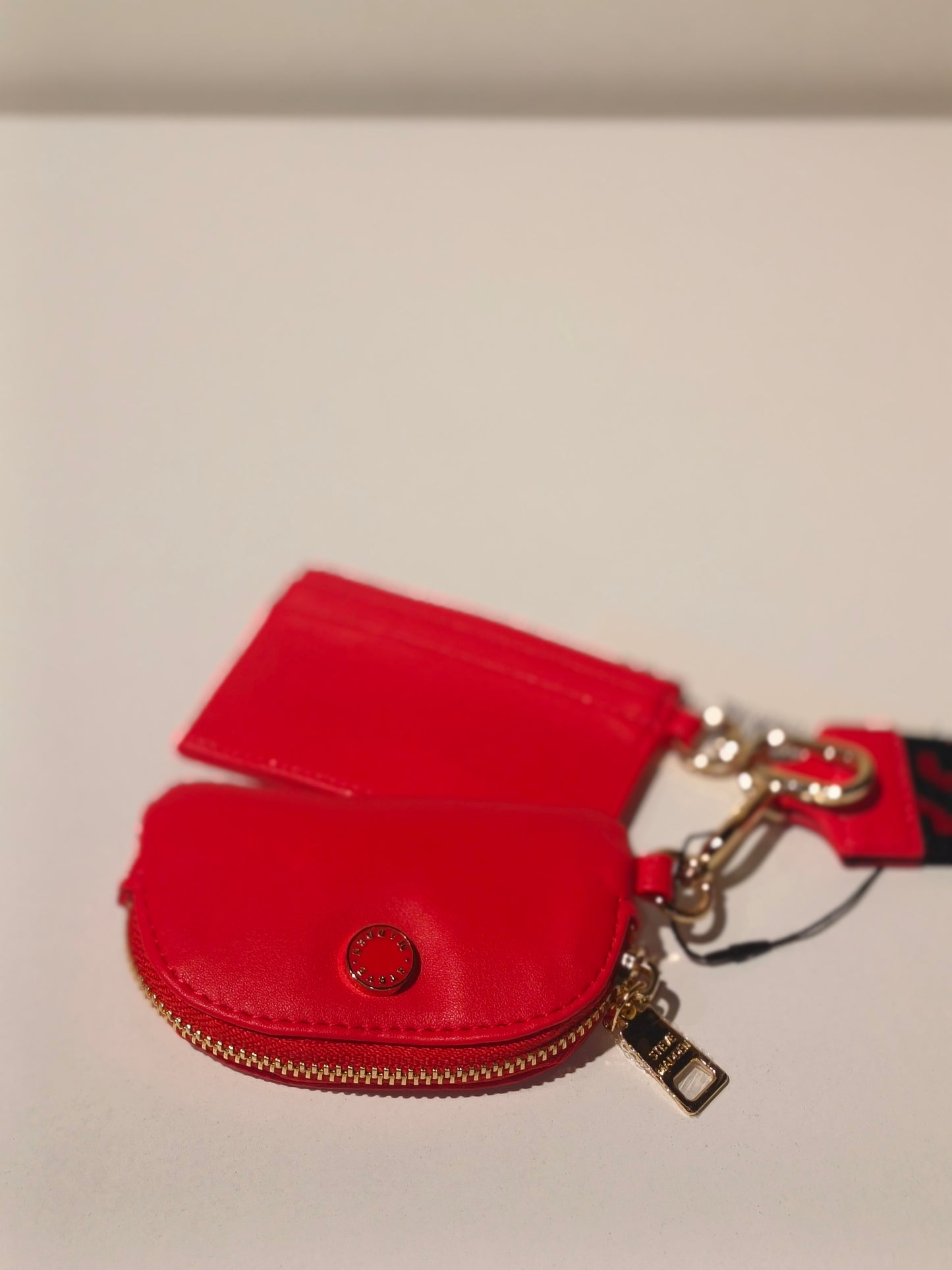 Steve Madden card holder and key chain