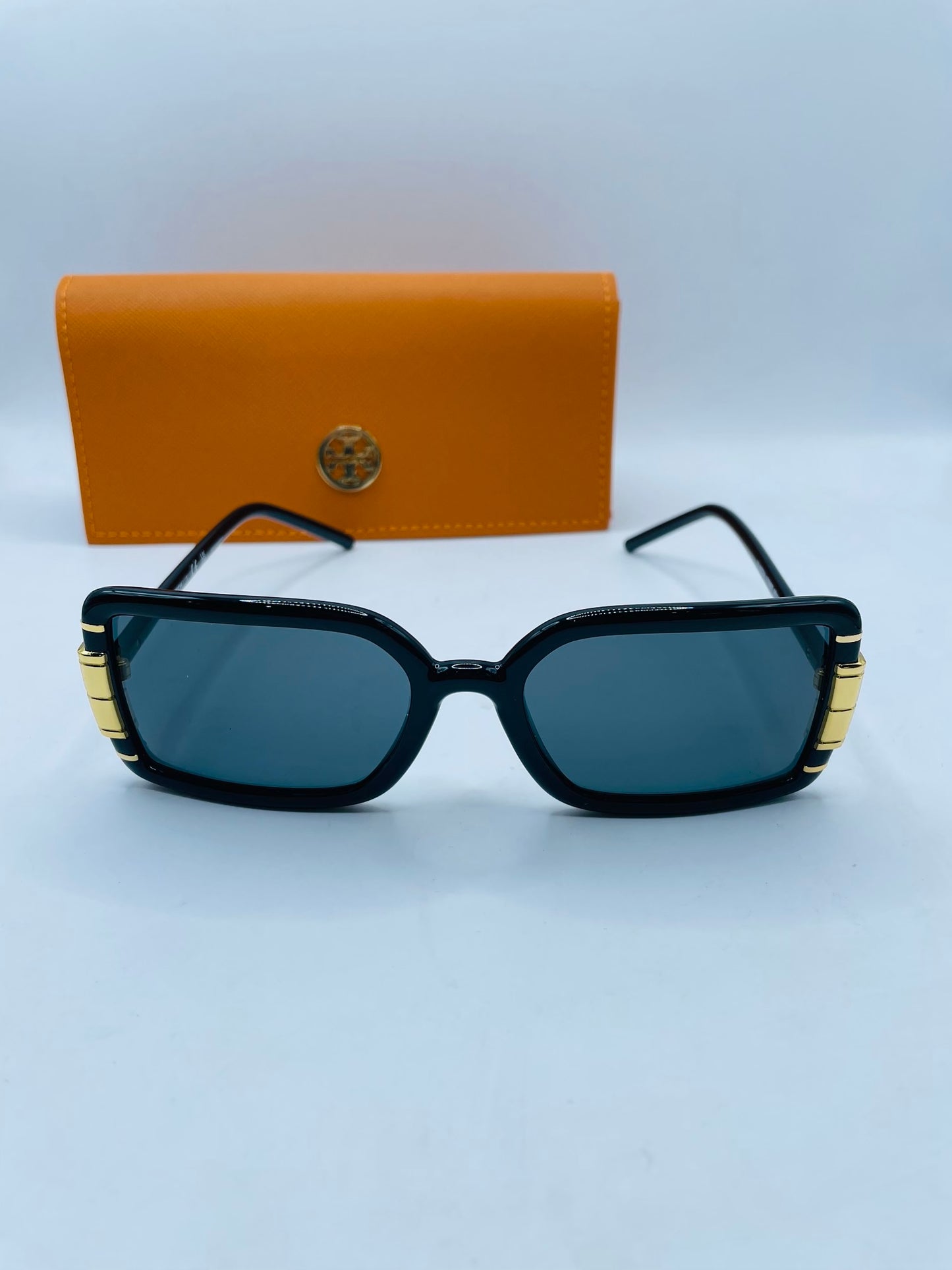 Tory Burch sunglass