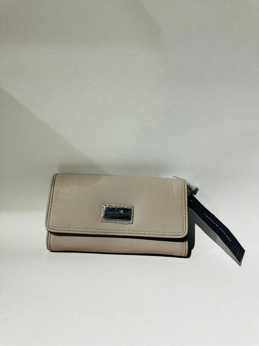Tommy Hilfiger wallet