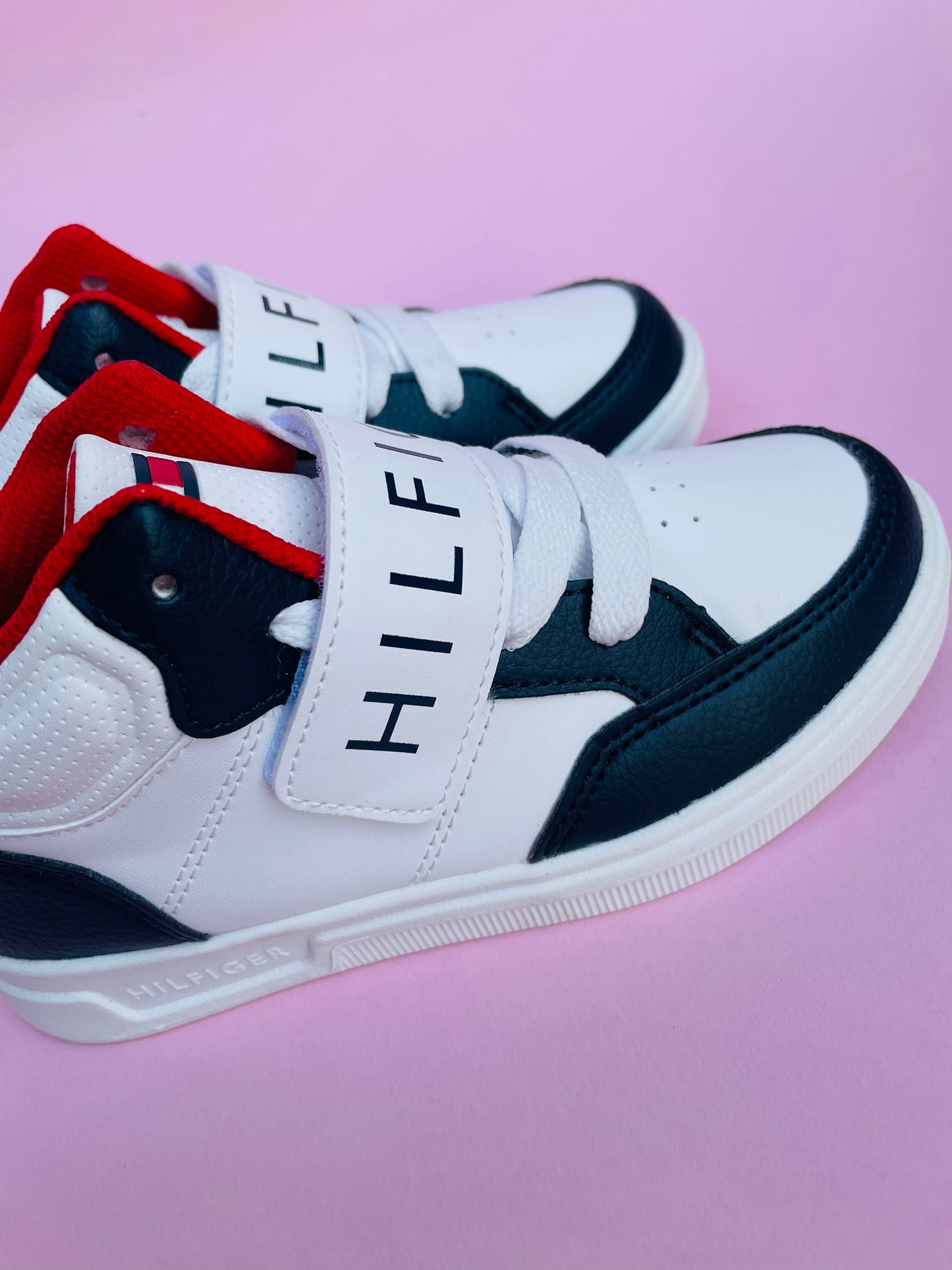 Tommy Hilfiger sneakers