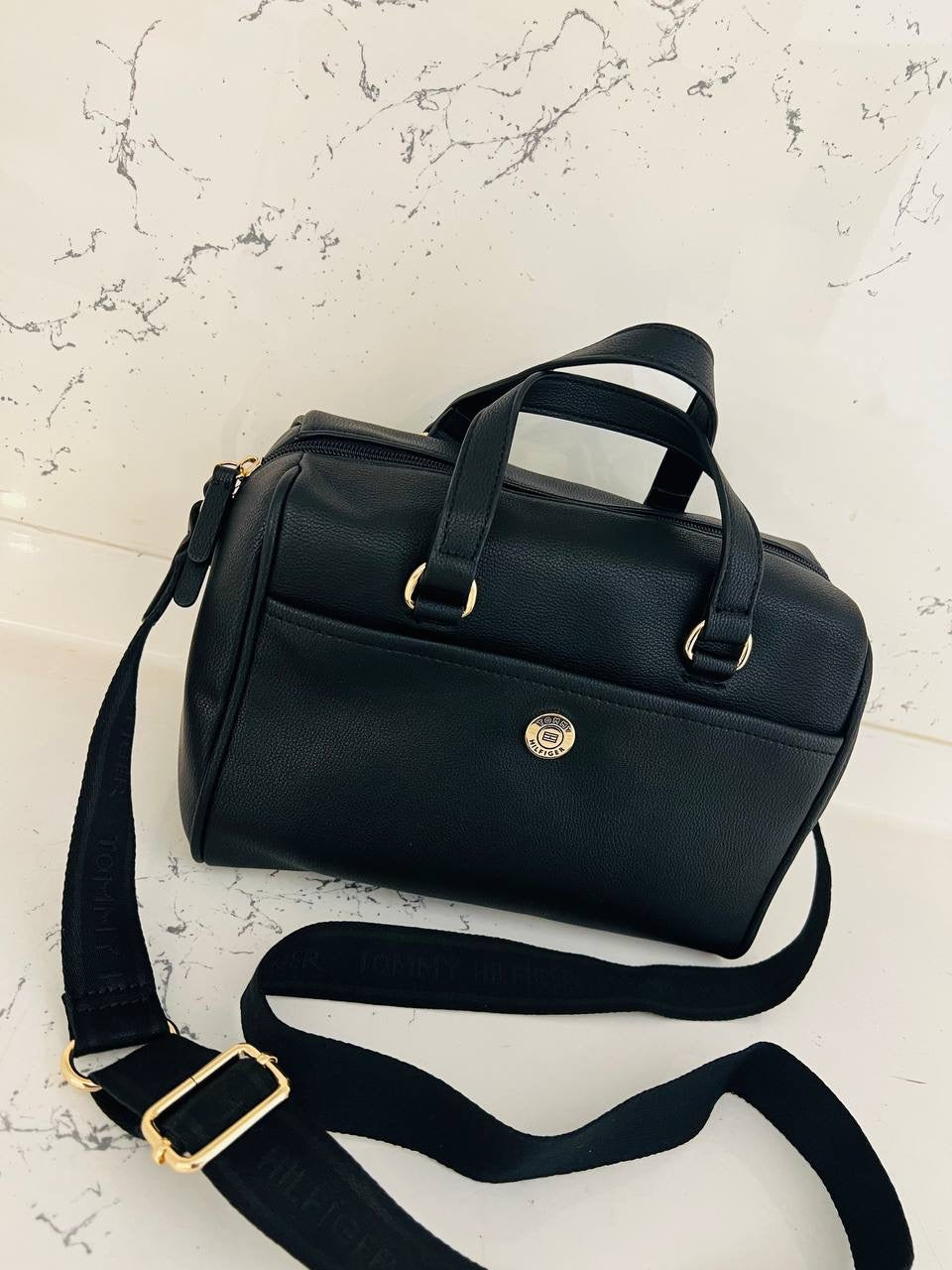 Tommy Hilfiger bag