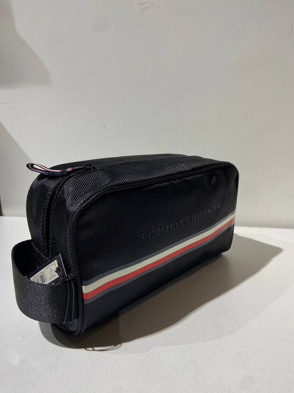 Tommy Hilfiger hand bag