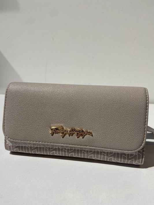 Tommy Hilfiger wallet
