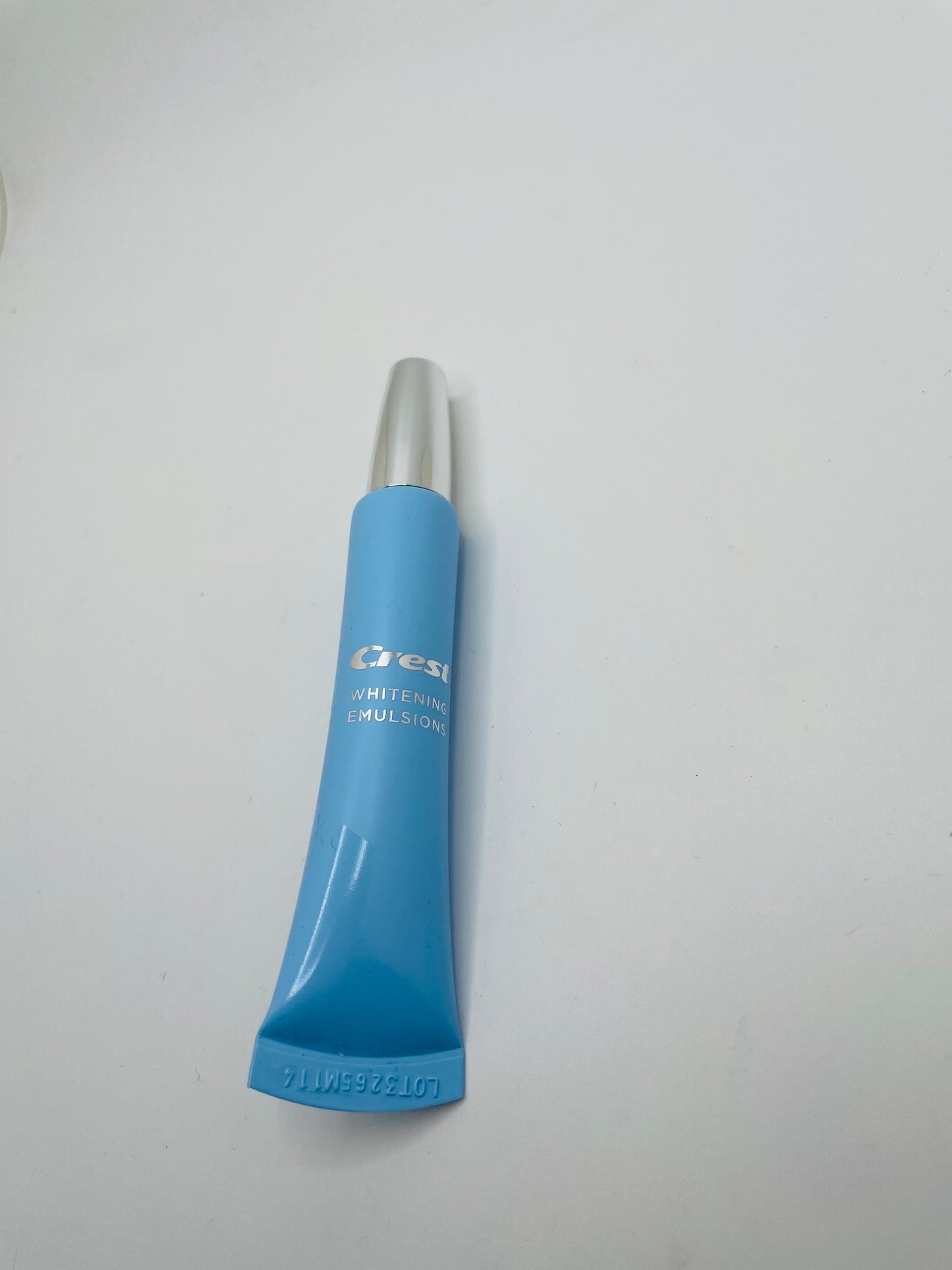 Crest whitening serum