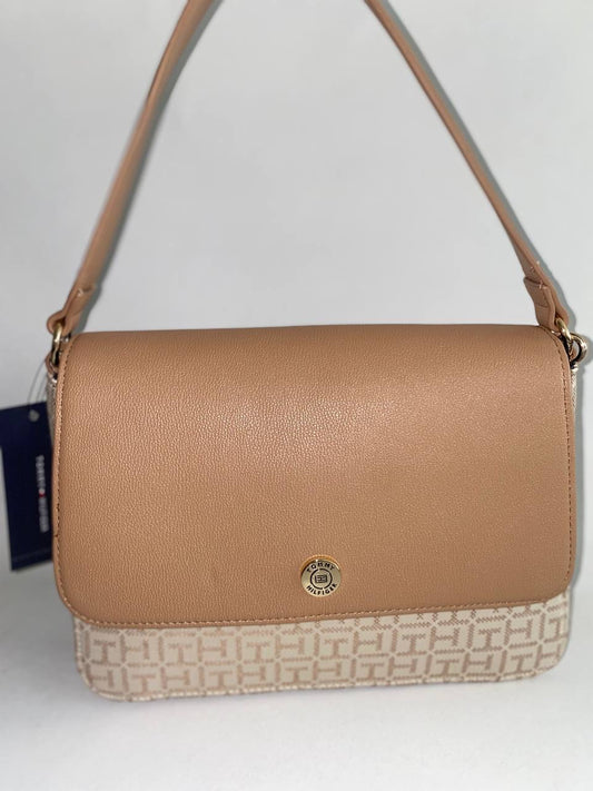 Tommy Hilfiger bag