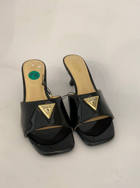 Guess sandal