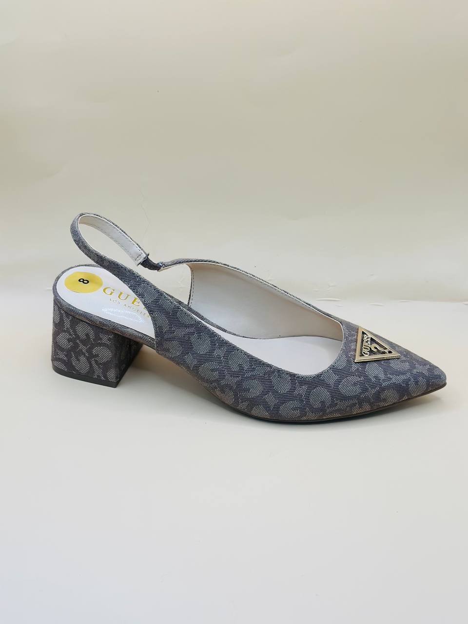 Guess shoes size 38.5