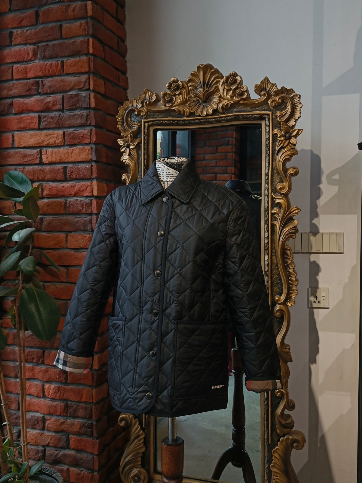 Burberry coat size medium
