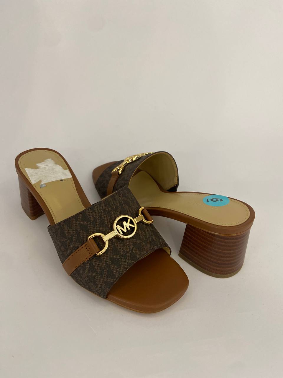 Michael kors sandal