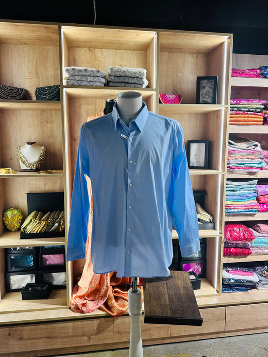 Calvin Klein blouse size (32/33) (x-large) extra slim fit