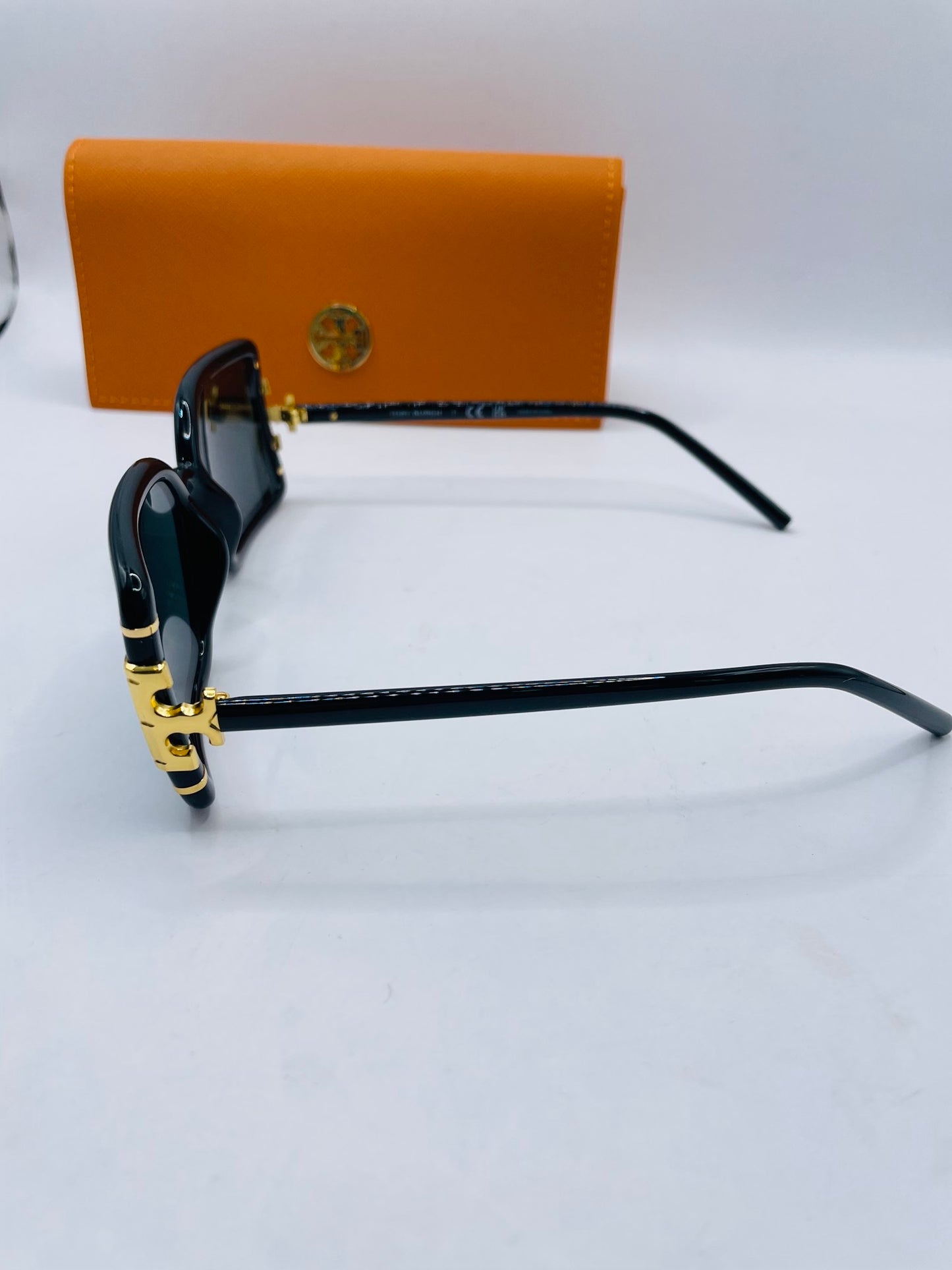 Tory Burch sunglass