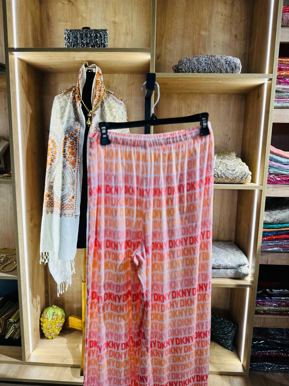 Dkny pajama set size large