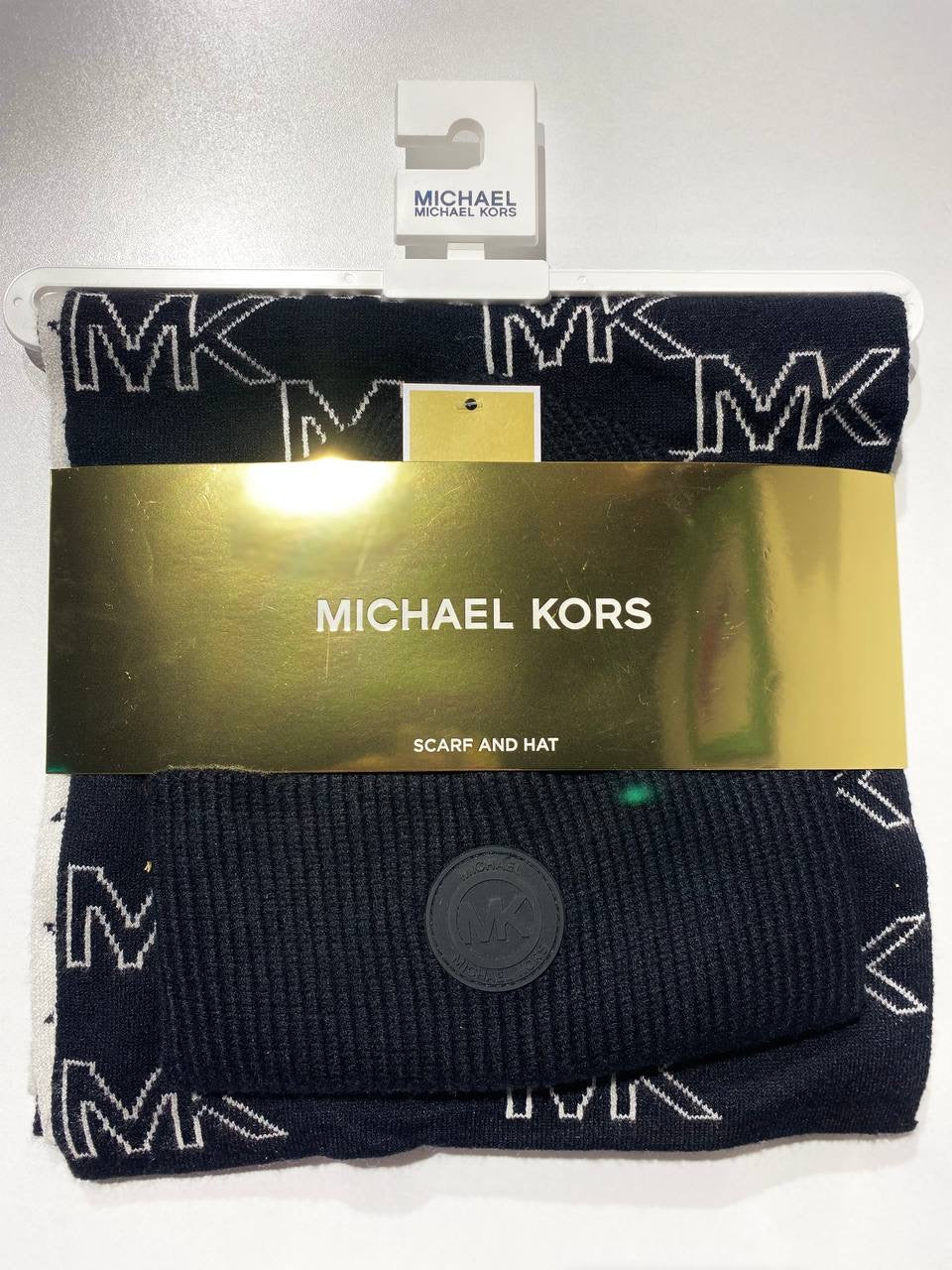 Michael kors scarf and hat set