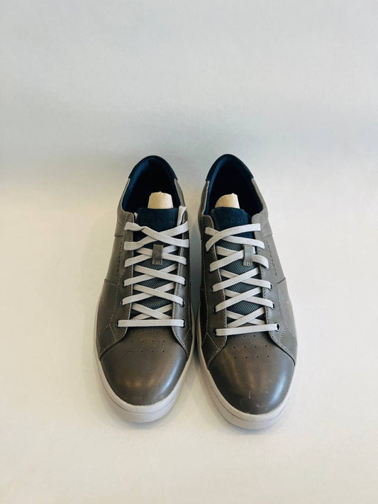Rockport  snackers size  11