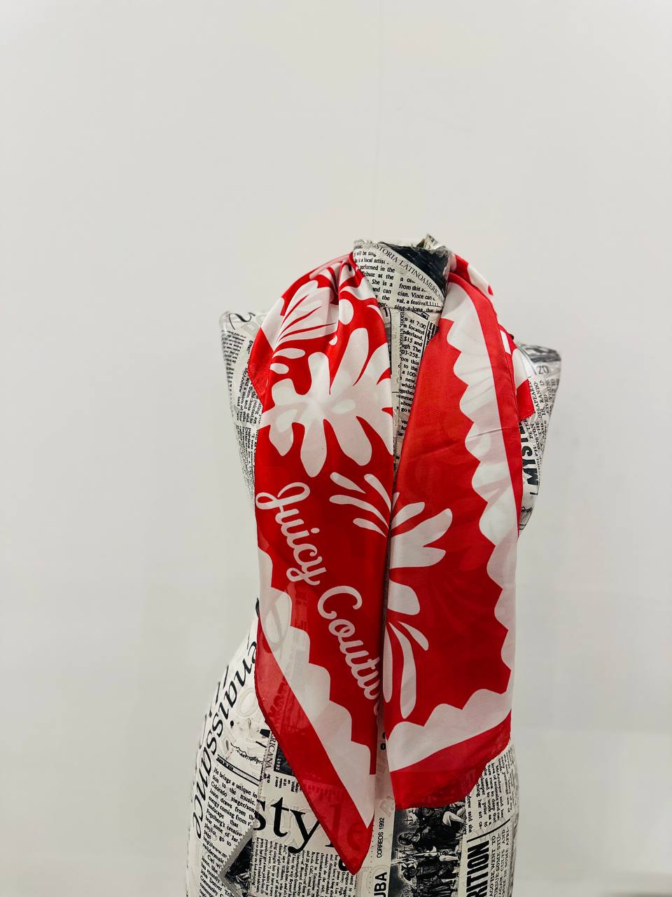 Juicy couture scarf