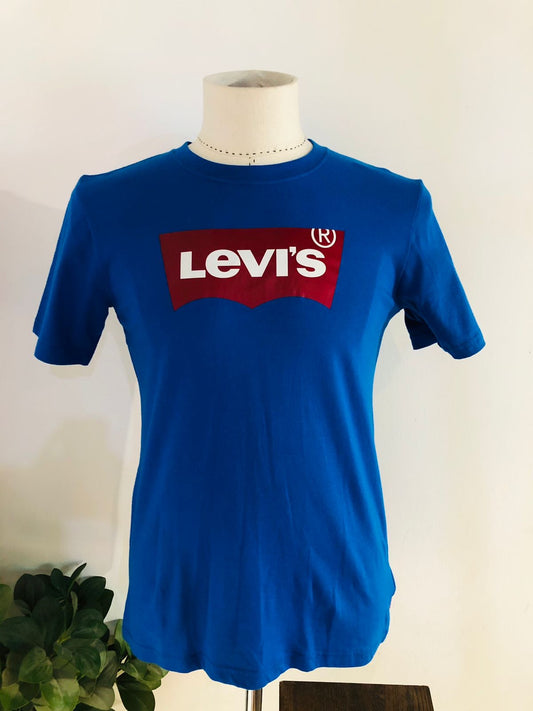 Levi’s shirt