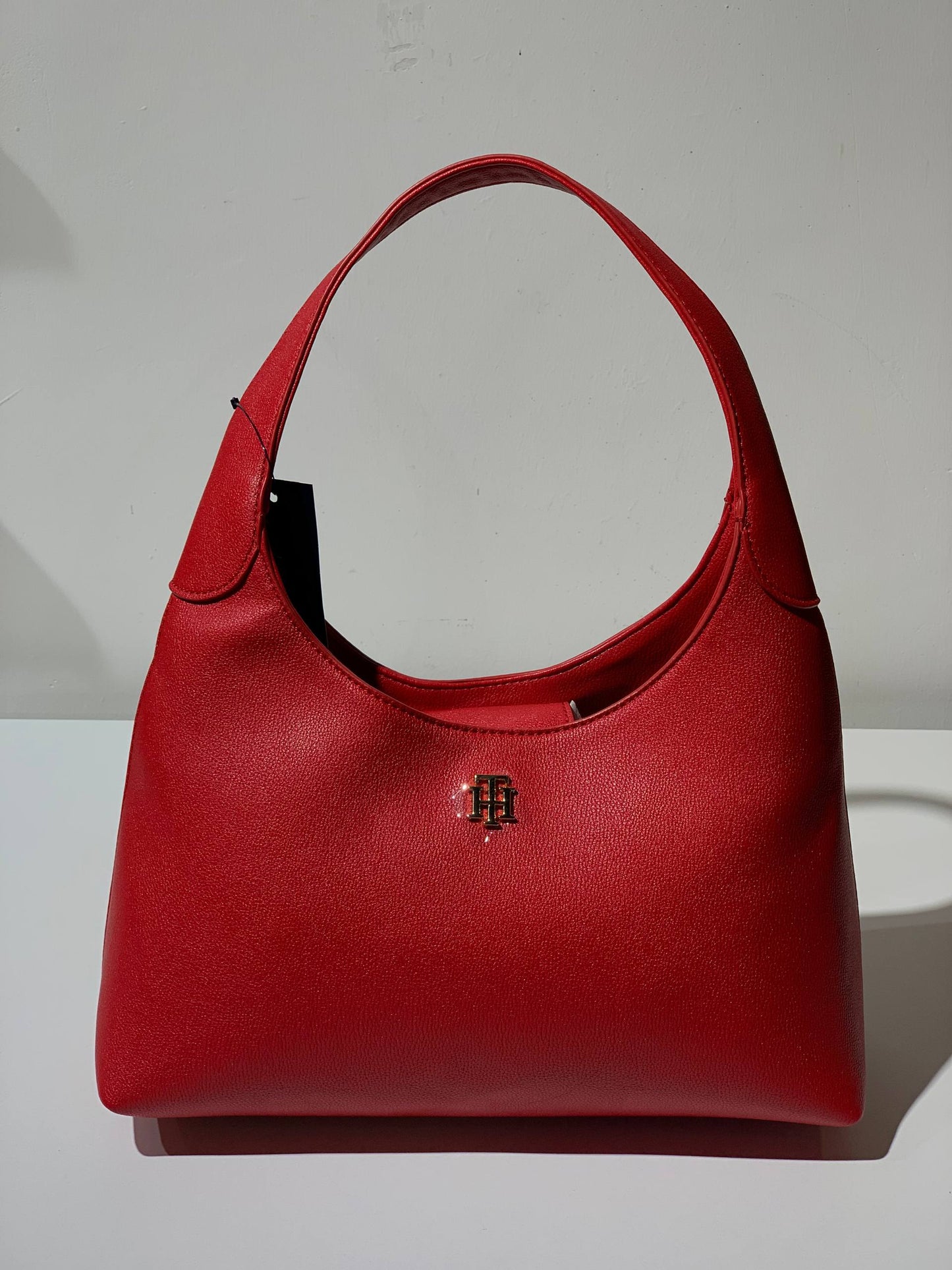 Tommy Hilfiger bag