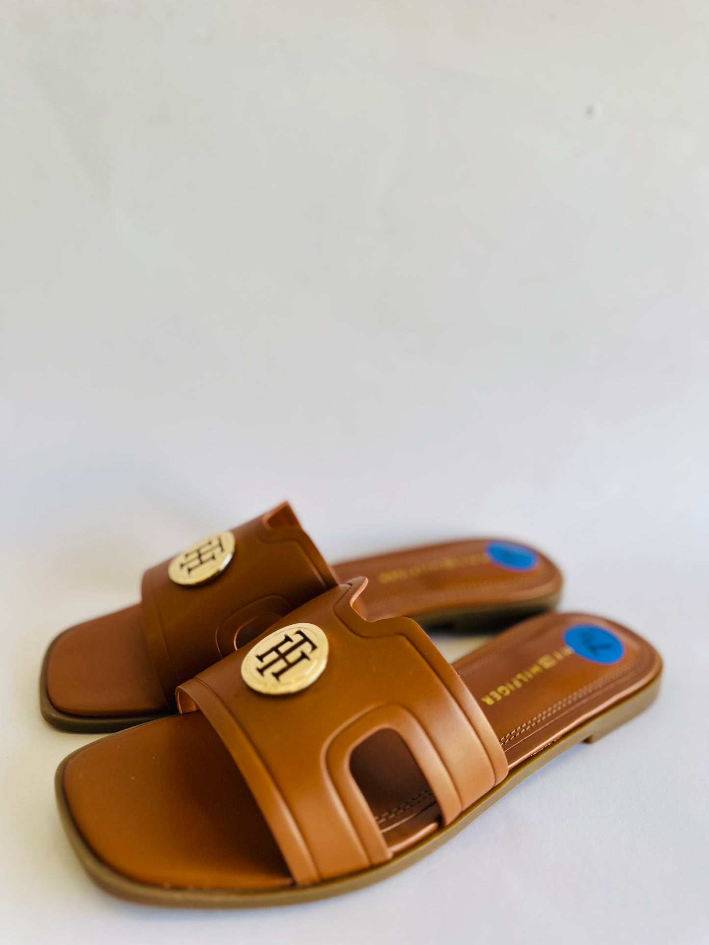 Tommy Hilfiger sandal size 38