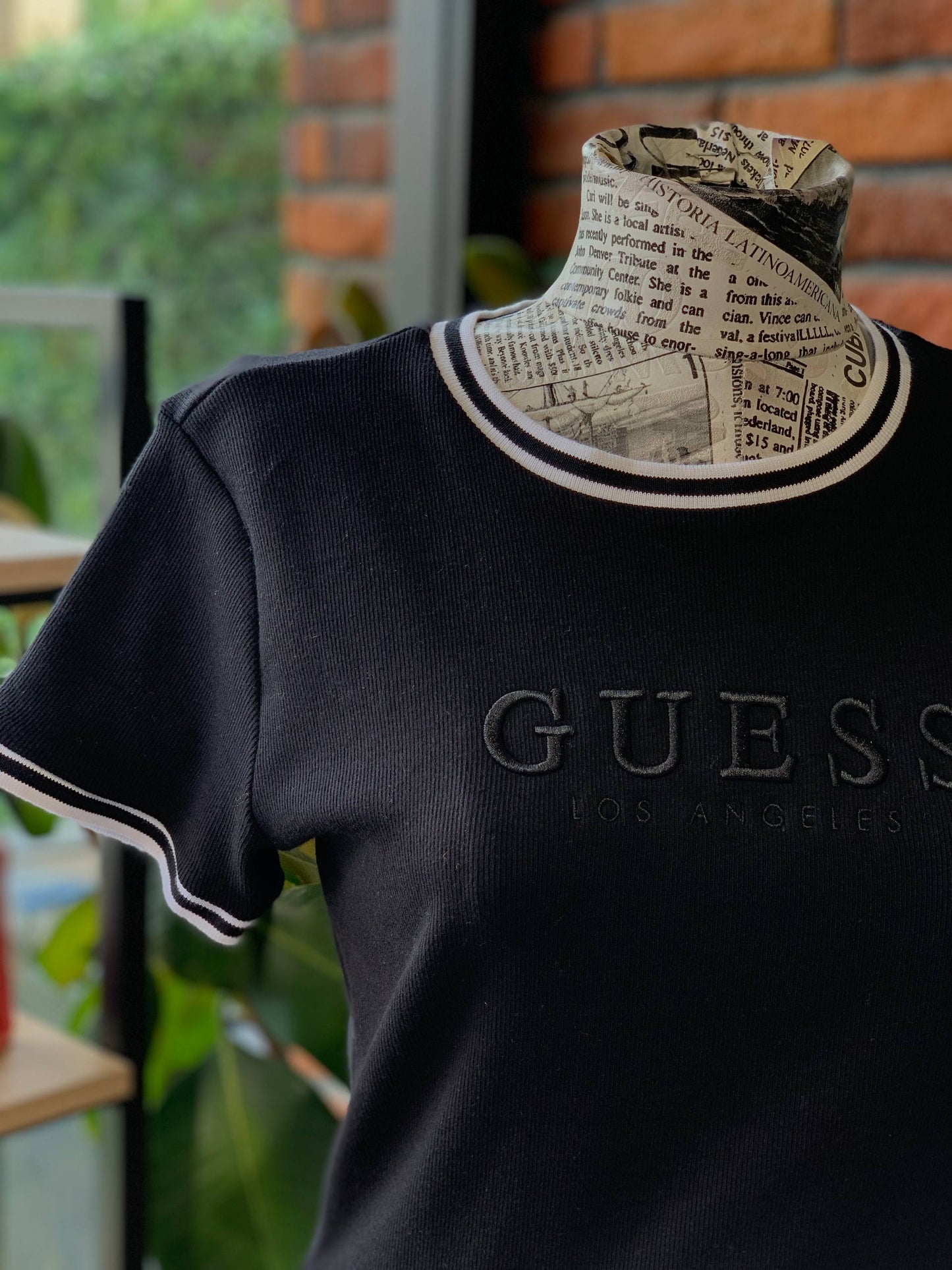 Guess shirt size large