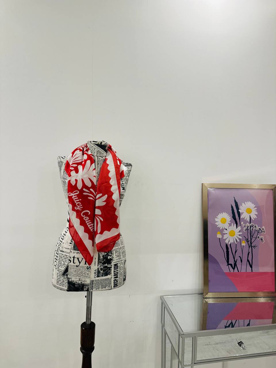Juicy couture scarf