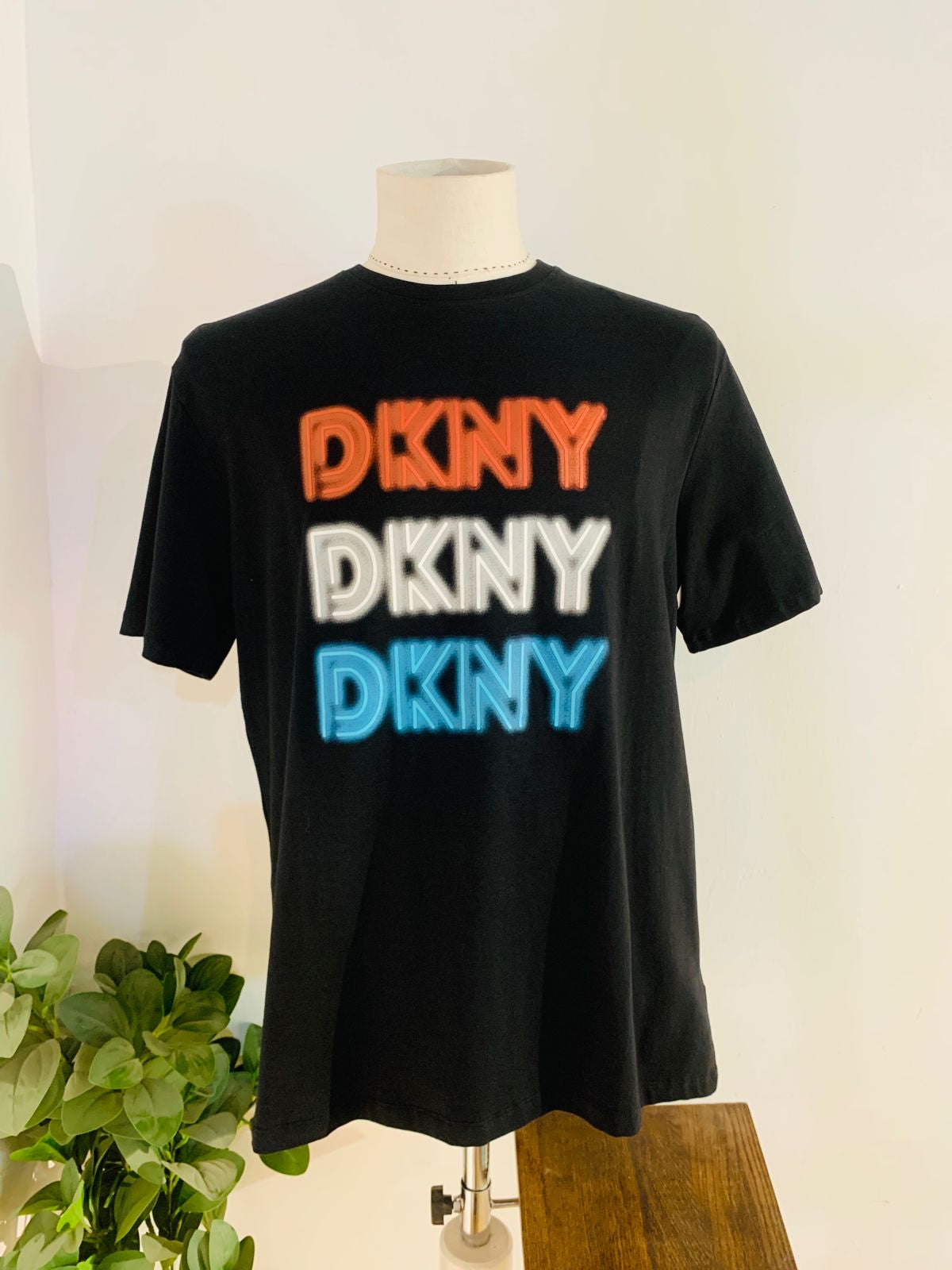 Dkny shirt