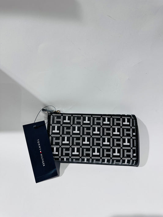 Tommy Hilfiger wallet