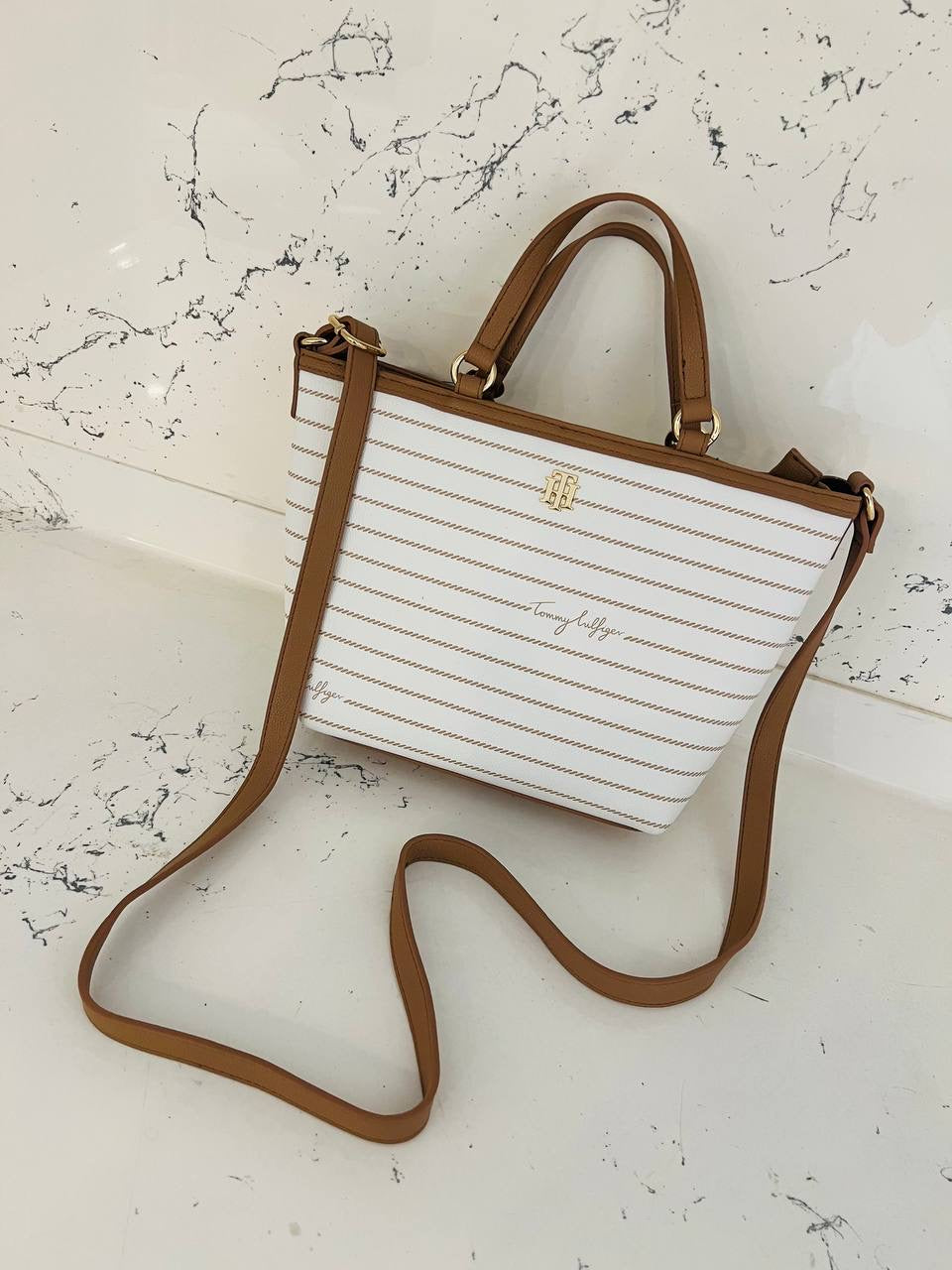Tommy Hilfiger bag